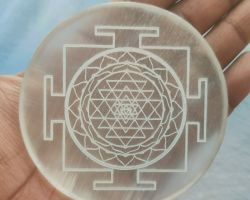Crystal Shriyantra plate Shreeyantra plate in Sphatik