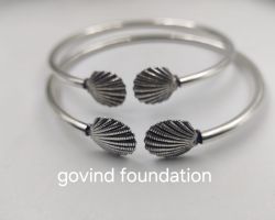 Silver bangles leaf design Silver kada set of 2