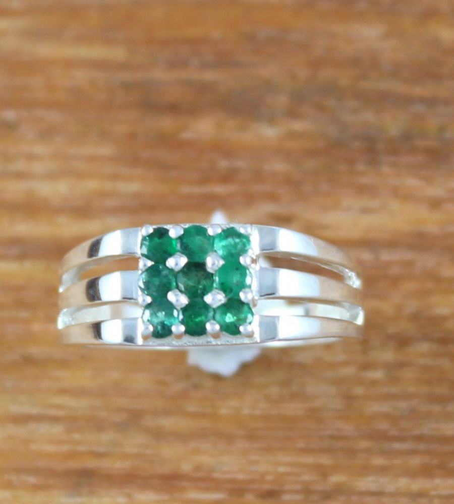 Natural Indian Emerald Oval Solid .925 Silver Ring Size 8 or Q | BELLADONNA