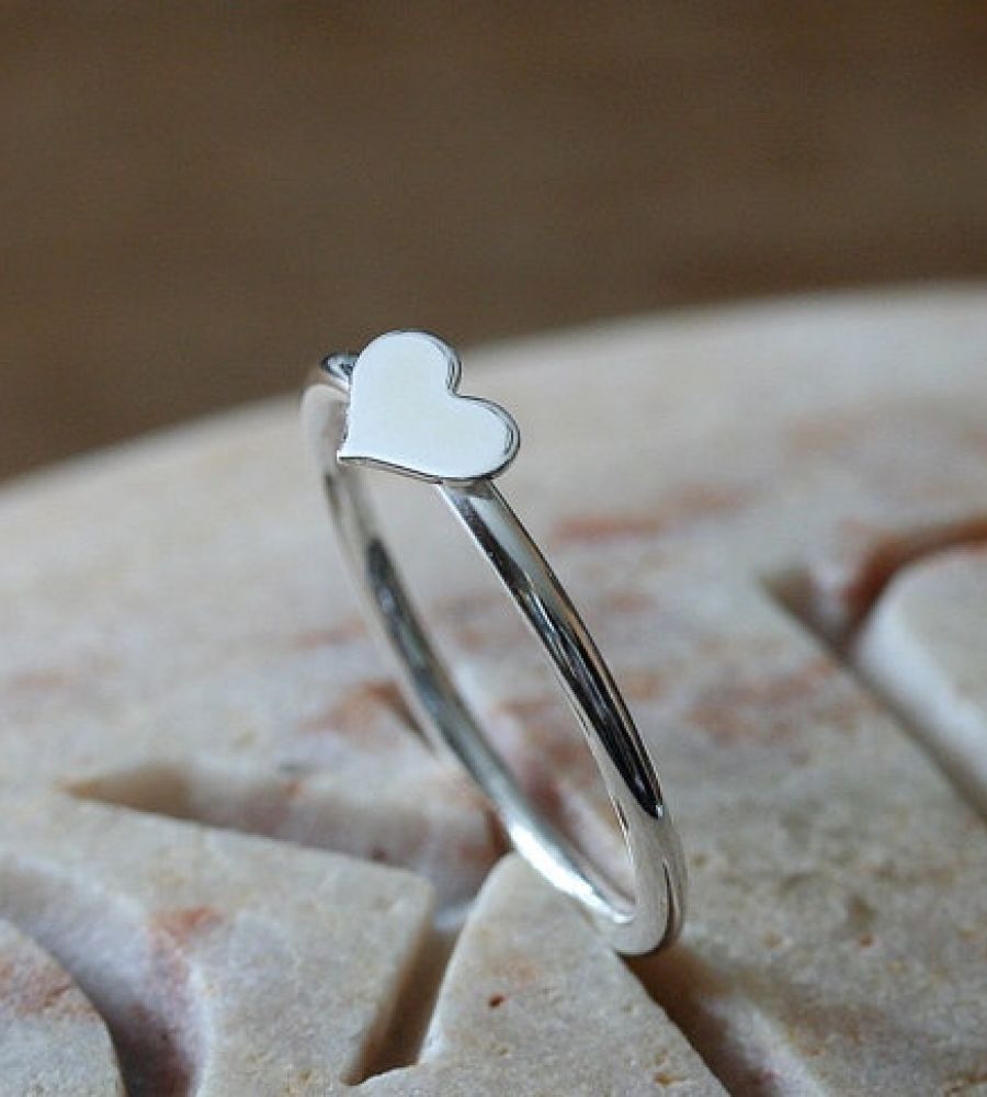 Buy Heart Shaped Garnet Ring Online | TALISMAN