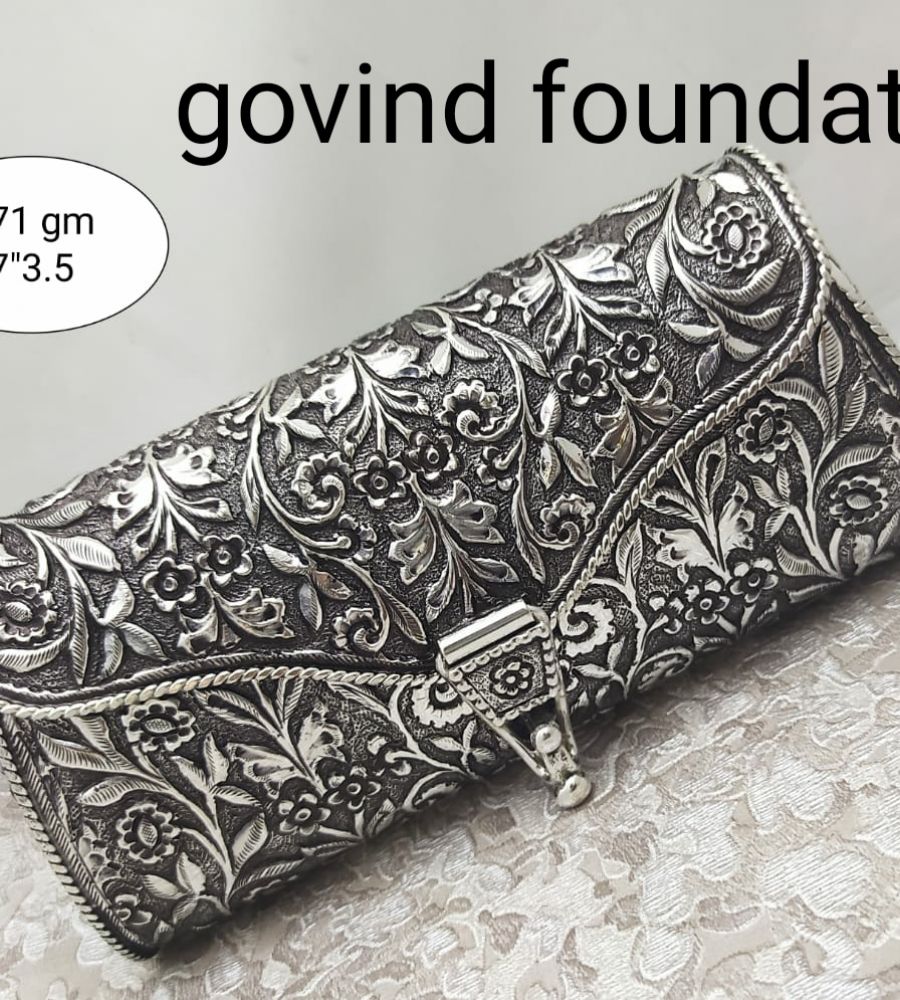 Relvix Casual, Party, Formal Silver Clutch Silver - Price in India |  Flipkart.com